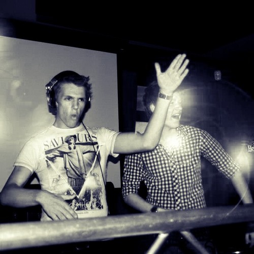 PartnersInQrim's profile picture. http://t.co/2i2enmdZb3