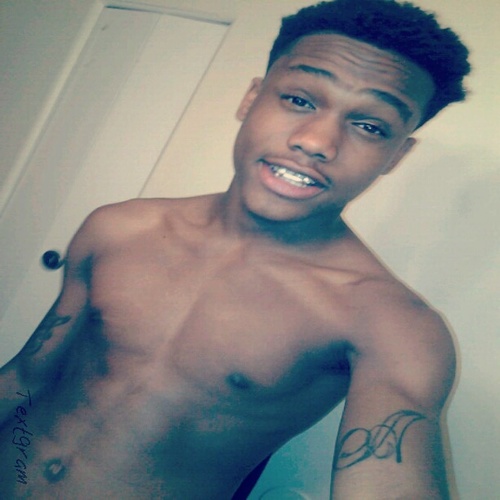 Fuck Everybody Im In my OWN Zone ,...Book smart & Street Smart Fwm   WestSide Im Certified  West ♥ Baltimore too the Death Of me