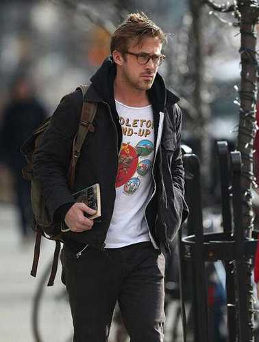 Hey,I'm Ryan Gosling. I like to act and stuff -rp-
