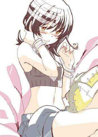 im kidda daughter of lord death my weapons are patty and Liz i am a meister looking for weapons