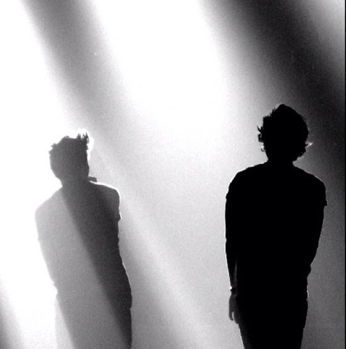 please follow @havingharry because she gave u this follow!! thank u - and don't give up he will follow you :)