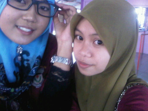 Hy2x..cy nadya,um0 sya 17,sy berada d twttr saja nk cri shbt sjti..bukn nk cri couple juz frenz okey,,,huhuhuhuhuhuhu jgn sumbunk2x tau