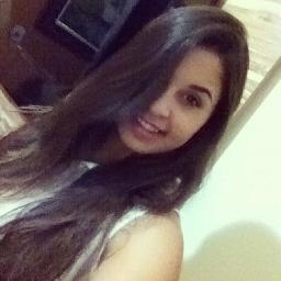 É curioso não saber dizer quem sou. Quer dizer, sei-o bem, mas não posso dizer!