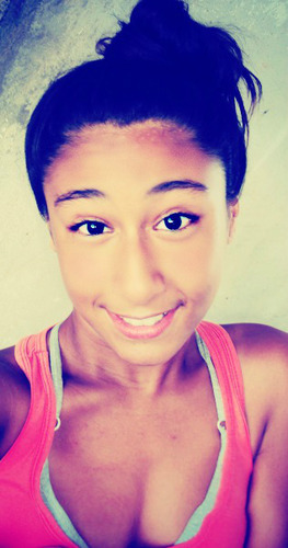Morena, Alta,13 anos,Solteira,Flamenguista,Irmã da @lays_Awwn , e Libriana.