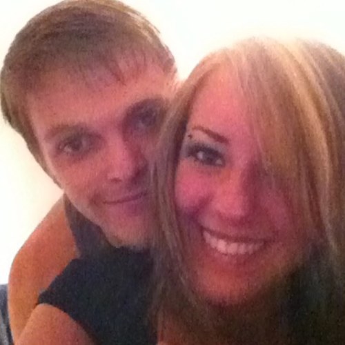 Nikkiwalker74's profile picture. I have the most amazing boyfriend any girl could ever ask for! i love to party and just have a god time. Great person to get along with!! Music is life! :)
