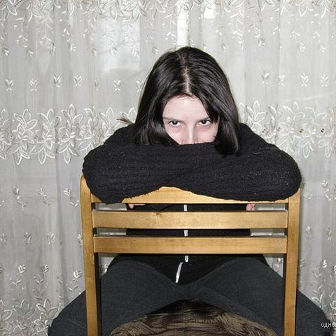 бездельница.сижу дома,воспитываю родителей,сестру и дочь