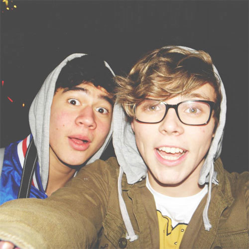 FOLLOW @Cuddleswithcal_ INSTEAD!