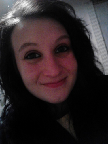 Krissy is the name.. i love tattoos, friends, life, and music. We the kings all day! I'm pretty funny. Say hi sometime? :)
