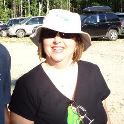 ltravken's profile picture. Mom, bird mom, wife.