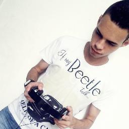 | Deejay | Locutor | http://t.co/vfAjMrRdd4 |