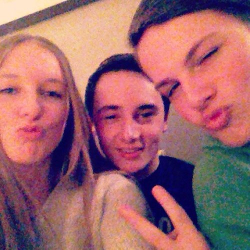 Love • Denz • ZipRijder • 16Jaar • quickB3 •Instagram: Den_zel_ • Snapchat: den-zel