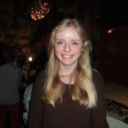 Bonjour tout le monde :) Je m'appelle Pauline. Je suis Laura dans #codelyokoevolution