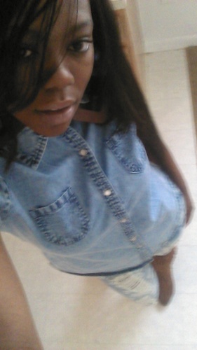 Fuccin_GORGEOUS's profile picture. EITHER U WIT ME OR AGAINST ME , EITHER WAY IMMA IMMA BE WHO I AM ! #DONE