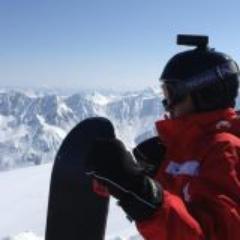 meanderingtrini's profile picture. Bloke who likes photography, 3D art, Unity 3d, Terragen and Modo.