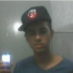 Quando meu bonde passa, fazendo fumaça
Pode pá que não da outra, é o melhor som da praça (8 Sou o Lucas follow ? amo a @_natsrocha e @_tecalis s2