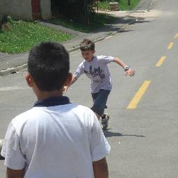 futebol, karate, video game sz