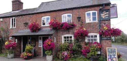 The French Horn is a popular pub situated next to the Kennet and Avon canal in Pewsey, Wiltshire.