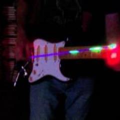 jamesdavis71's profile picture. email jamesgyro2020@gmail.com TRAILZ LASER MOUNTS ON GUITAR U CAN HAVE ONE TO