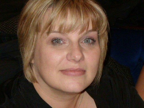 Just me: Mum, Wife, General Dogsbody, Animal lover and Galleyslave.