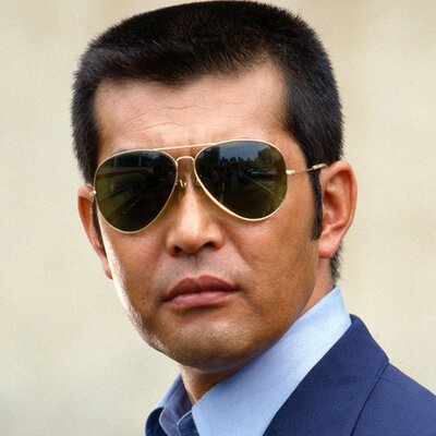 石原プロモーション𝐃𝐕𝐃 𝐁𝐥𝐮 𝐫𝐚𝐲公式 本日は舘ひろしさんの誕生日です おめでとうございます 舘ひろし 西部警察