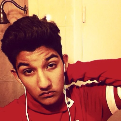 I Love Chachii (; Hop Off Hoezzz ' ✌Lmfao ! But yeeeeeeah Chachii Waz Right Herrrrrrrr - :D