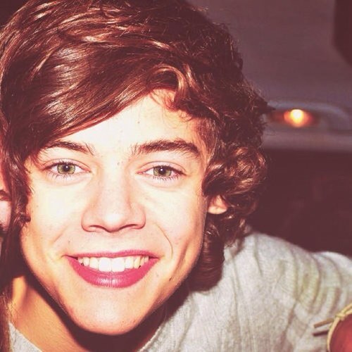 hello! Im 30 years old. Mother of a beautiful, wonderful daughter. :)xxxx