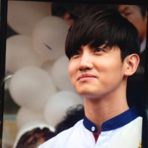 Whats' up! I'm ChoiKang ChangMin from TVXQ. HBD: 1988 Feb. 18 ll Not real just a bot. Thx for follower me ❤ [Start 2012.10.16]