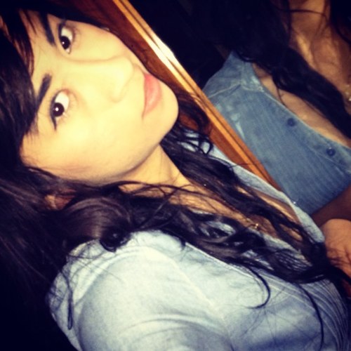Seguime & te sigo :] Amo The Beatles Amo hacer amigos jaja! Y no se que mas escribir Que aguafiestas soy' Lo se !