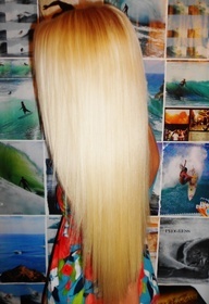 Blonde hair don't care
