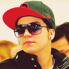 Sou apenas uma Luanete Apaixonada pelo seu ídolo @LuanSantana e tentando de alguma forma expressar esse amor por ele! Fc Criado desde 07/07/12