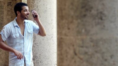 makerobot42a2's profile picture. Did u fall down the ugly tree and hit every branch on your way down?