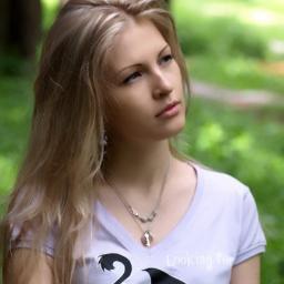 aurorabaetrice's profile picture. 