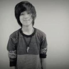 Hi,I''m Ken|| 15 YearsOld||Super Bait||Super Kulit||Joker||Skater||Dancer/Choreographer||Friendly||Understanding||Loyal|| At Marunong Mag Gitara :)