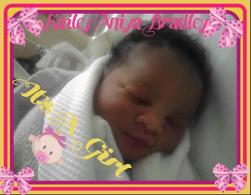 Anything yhu need tewh knw about meh call nd ill tell yhu. I am a cool dwn tewh earth person..#TeamSingle, TeamBDot, TeamBigBooty,& #TeamThickLilJunt