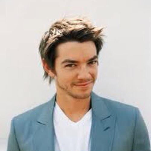 MysteriousMilo's profile picture. Im one of the many workers in District Seven. The Capitol took my Friend away. ||THG RP|| ||FC: Criag Horner||