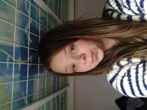 follow me I'll follow you back o_O