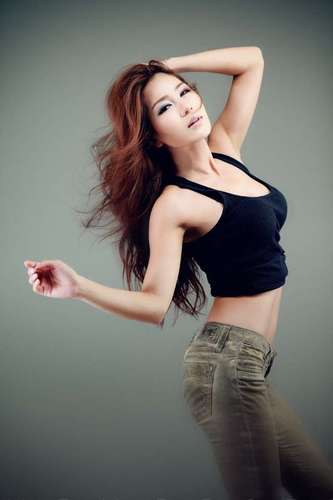 undersizedNcqr's profile picture. 