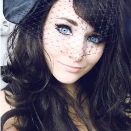 | Love is Love | Red stands for love, black for hate, blue is your eye when you talk behind my
 back.| LLS are single | lily_lila@hotmail.nl |