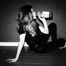 ShamelessSngle's profile picture. The life of a single girl living it one uncensored shameless night at a time.