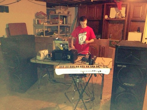 MA based music production company.
Focused on producing classic records and preserving massachusetts hip-hop culture