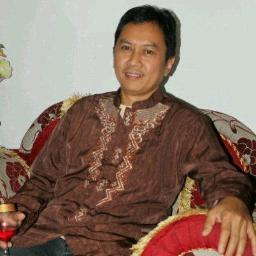 ronny_nento's profile picture. 