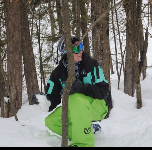 mitchtenn10's profile picture. recovering vegetarian