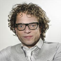 Met beide voeten op de vloer en recht door zee.