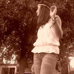 Hi I'm directioner ♥ 1D, and Twitteame ♥ Follow me ..! 1D ♥ ♥ besoo