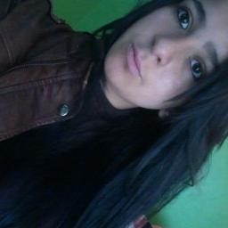 Já que eu falo sozinho na vida real, resolvi criar um twitter, pelo menos aqui eu falo sozinho com todo mundo :)