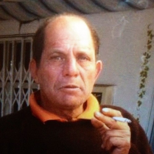 Ingeniero técnico en ajumarme en los bares. Si me buscas no me encuentras. Gibraltar español. ¿Tu te acuerdas? Yo no. ( Fake de Don Antonio )