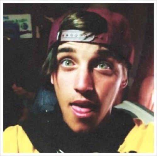 @sickjanoskians i love you  i couldnt put the s in the user name cause it was too long