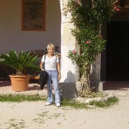 AURORAGRILLO3's profile picture. 