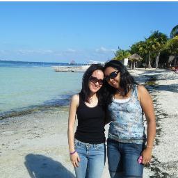 Ir de antro es mi pasaporte favorito, viajar e ir a la playa es lo mejor de la vida hermosa! :D