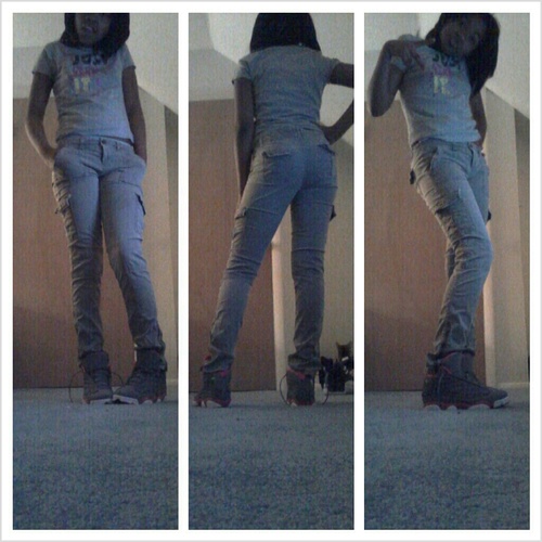 Follow Me On Ig @ Aniaaah_bisssh , I Show No Mf Love For Ah Lil THOT !